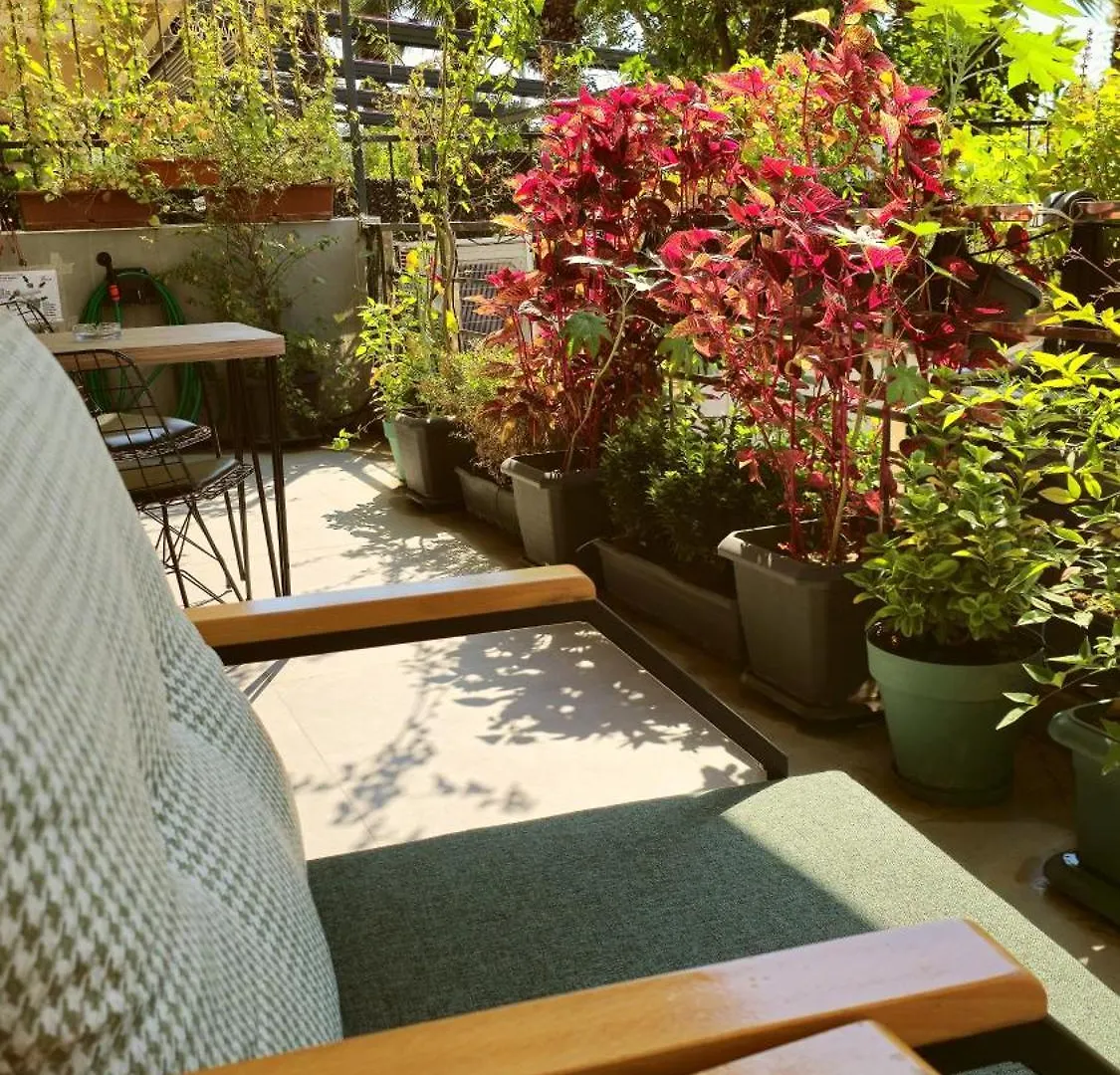 Elegant & Cozy Retreat Home, City Center Gem By The Seaside, Steps From The Tram Izmir 0*,  Turkey