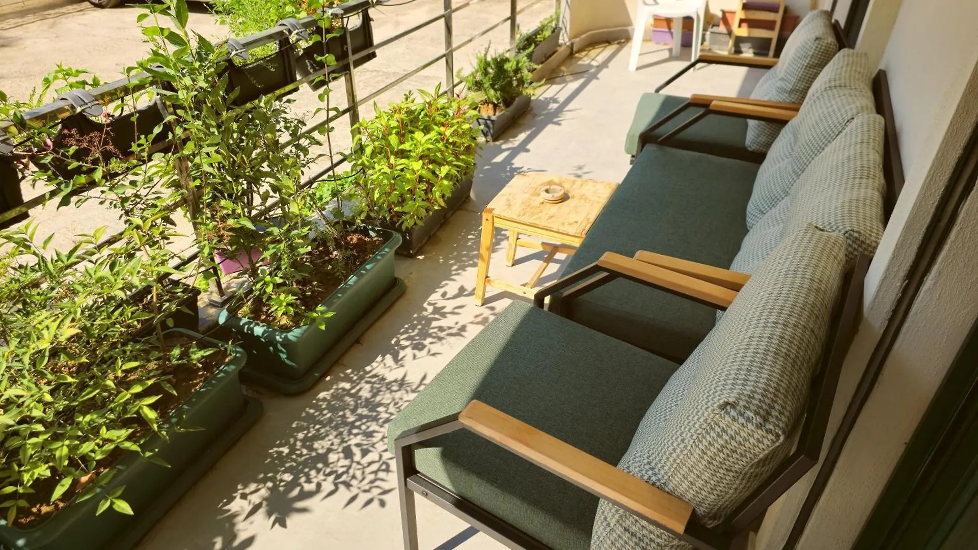 Elegant & Cozy Retreat Home, City Center Gem By The Seaside, Steps From The Tram イズミル