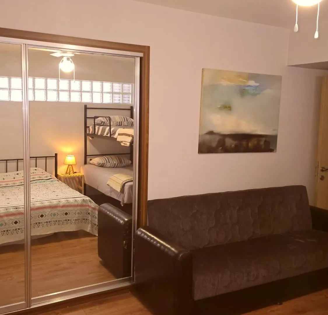 Elegant & Cozy Retreat Home, City Center Gem By The Seaside, Steps From The Tram イズミル